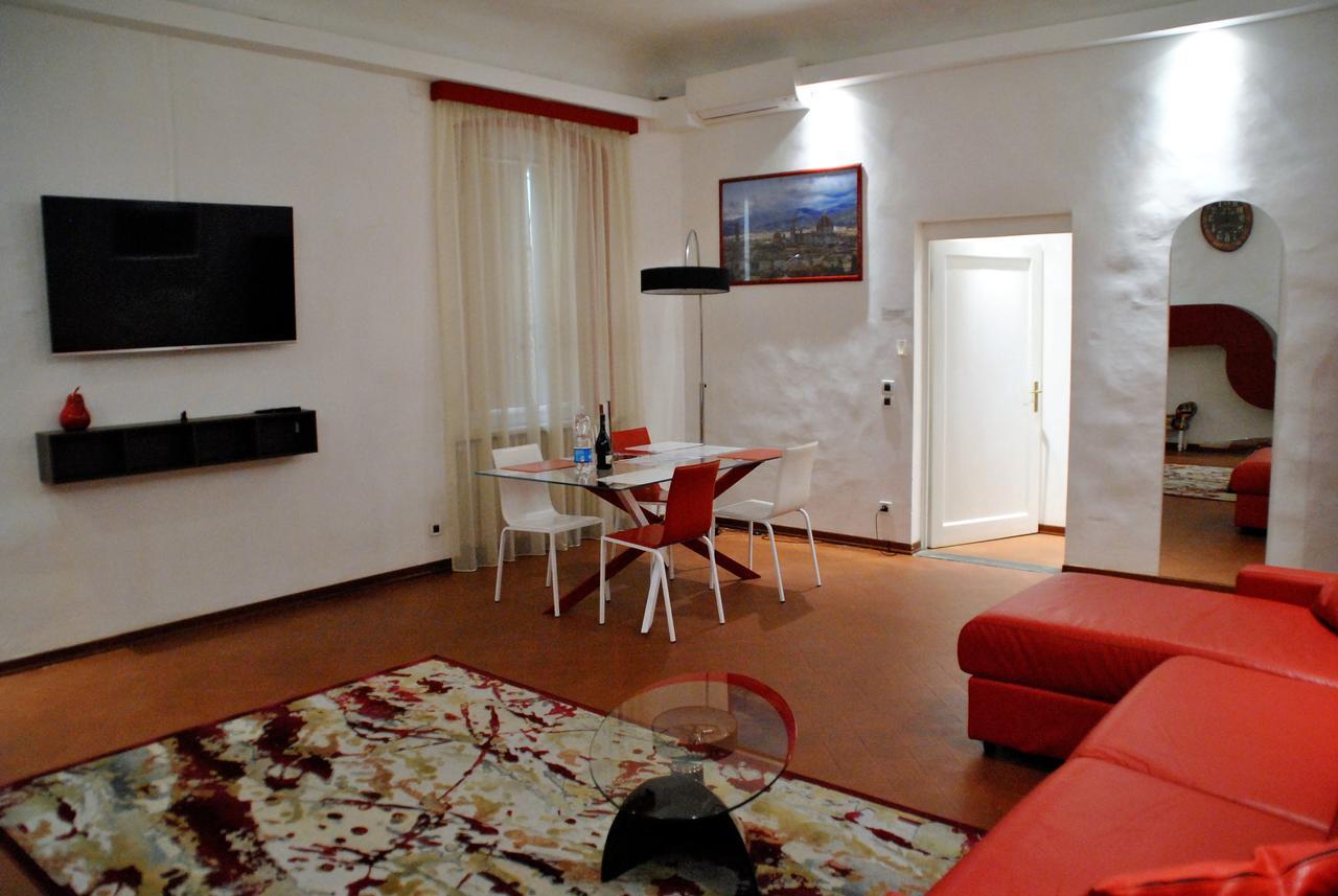 Firenze Rentals Suite Servi المظهر الخارجي الصورة